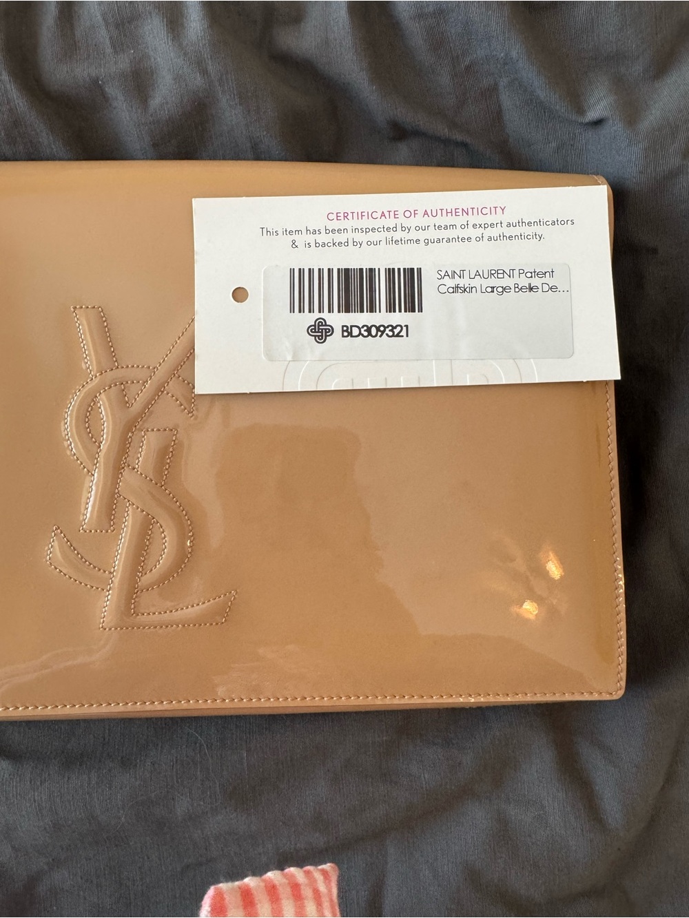 Authentic Saint Laurent Belle de Jour Patent YSL Clutch Nude - Picture 3 of 16